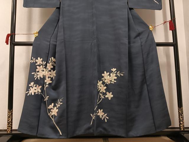 平和屋着物●訪問着　駒刺繍　枝桜文　暈し染め　金彩　正絹　逸品　AABH8317ph