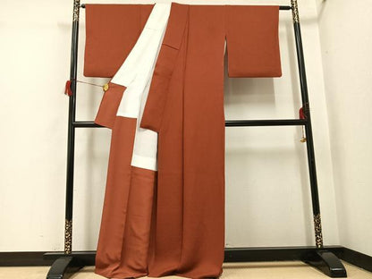 平和屋着物●上質な色無地　雀茶色　正絹　逸品　AABH8333ph