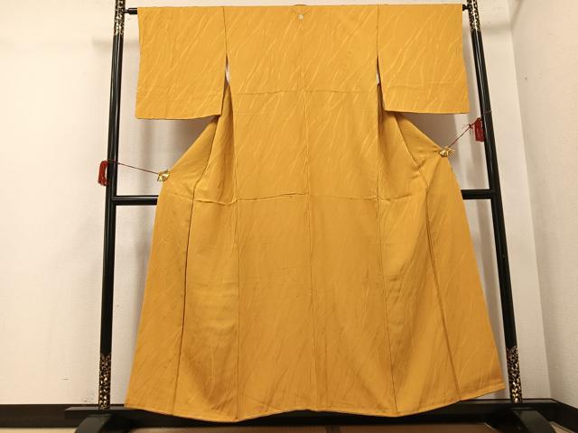 平和屋着物●上質な色無地　流水地紋　黄朽葉色　正絹　逸品　AABH8347ph 平和屋着物○上質な色無地 流水地紋 黄朽葉色 正絹 逸品 AABH8347ph