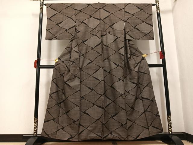 平和屋着物●本場大島紬　一元絣　色紙文　正絹　逸品　AABH8380ph