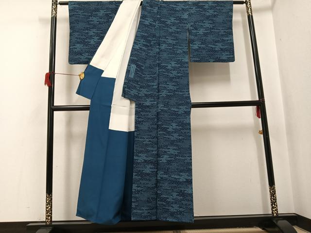 平和屋着物●阿波藍染　阿波友禅　徳島県無形文化財保持者　香川卓美　小紋　草花文　反端付き　正絹　逸品　AABH8392ph