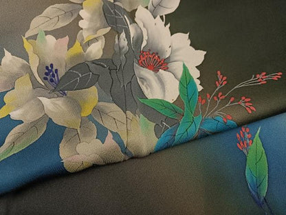 平和屋着物●訪問着　手描き　草花文　暈し染め　黒地　正絹　逸品　AABH8396ph