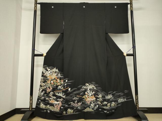 平和屋着物●豪華黒留袖　友禅　駒刺繍　風景花文　正絹　逸品　AABH8412ck 平和屋着物○豪華黒留袖 友禅 駒刺繍 風景花文 正絹 逸品 AABH8412ck