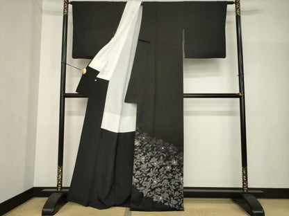 平和屋着物●創業460年・千總　訪問着　椿　黒地　金彩　正絹　逸品　AABH8414ck