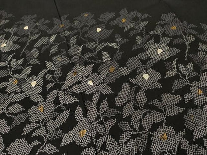 平和屋着物●創業460年・千總　訪問着　椿　黒地　金彩　正絹　逸品　AABH8414ck