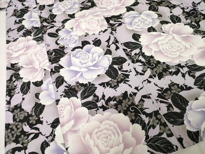 平和屋着物●小紋　薔薇　バラ　黒地　洗える着物　AABH8422ck