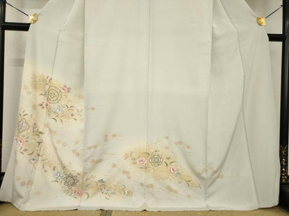 平和屋着物●訪問着　駒刺繍　更紗飾花文　暈し染め　金彩　正絹　逸品　AABH8424ck