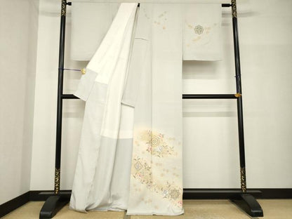平和屋着物●訪問着　駒刺繍　更紗飾花文　暈し染め　金彩　正絹　逸品　AABH8424ck