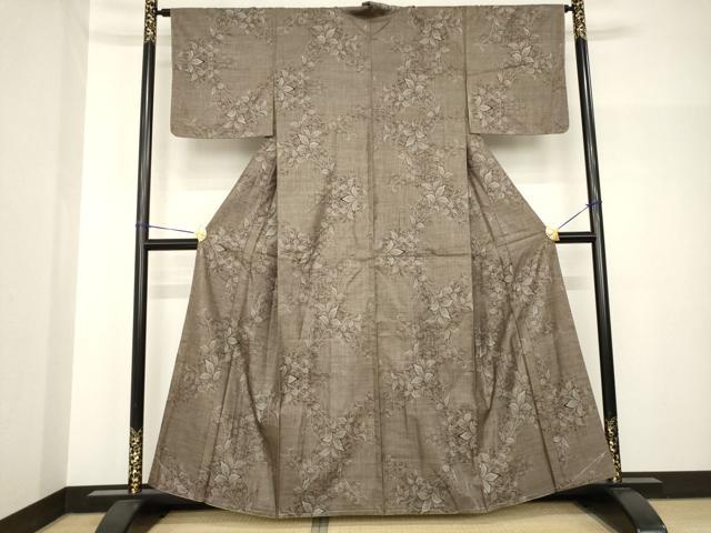 平和屋着物●本場大島紬　カタス9マルキ　花唐草文　正絹　逸品　AABH8454ck