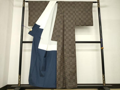 平和屋着物●本場大島紬　一元絣　市松菱文　正絹　逸品　AABH8465ck