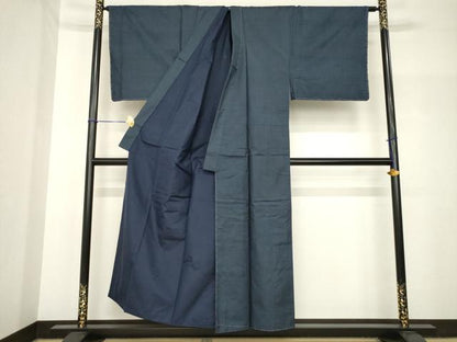 平和屋着物●本場大島紬　100亀甲　総詰め　正絹　逸品　未使用　AABH8474ck