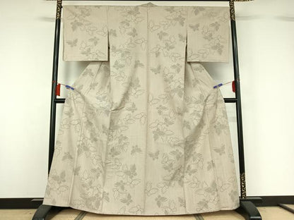 平和屋着物▽結城紬　単衣　100亀甲　舞蝶文　正絹　逸品　AABH8547jh