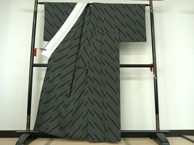 平和屋着物▽お召　単衣　変わり斜縞　黒地　正絹　逸品　AABH8563jh