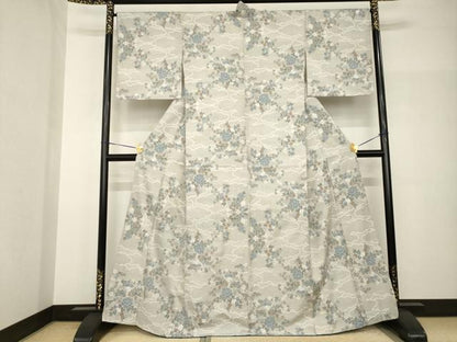 平和屋着物●本場大島紬　白大島　カタス9マルキ　総絣　雲重ね花文　正絹　逸品　AABH8777ck