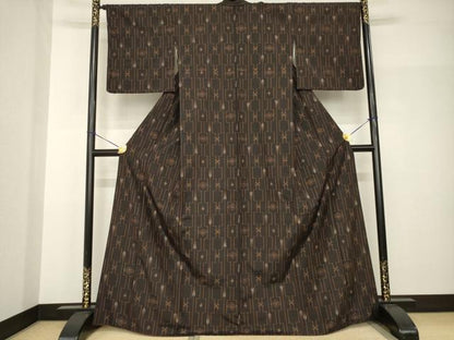 平和屋着物●上質な紬　琉球絣文様　正絹　逸品　AABH8785ck