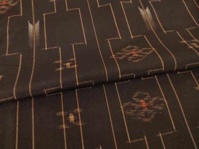 平和屋着物●上質な紬　琉球絣文様　正絹　逸品　AABH8785ck