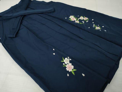 平和屋着物●女性　行灯袴　友禅　刺繍　桜　洗える着物　AABH8792ck
