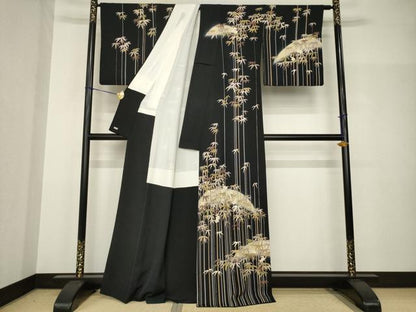 平和屋着物●訪問着　竹屋町刺繍　笹竹梅文　黒地　金彩　三越扱い　正絹　逸品　AABH8795ck