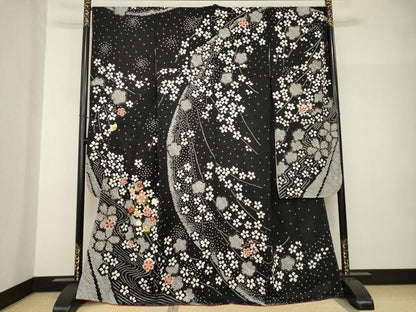 平和屋着物●豪華振袖　駒刺繍　絞り　夜桜　黒地　金彩　正絹　逸品　AABH8810ck