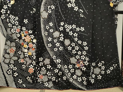 平和屋着物●豪華振袖　駒刺繍　絞り　夜桜　黒地　金彩　正絹　逸品　AABH8810ck