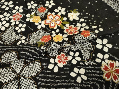平和屋着物●豪華振袖　駒刺繍　絞り　夜桜　黒地　金彩　正絹　逸品　AABH8810ck
