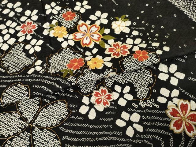 平和屋着物●豪華振袖　駒刺繍　絞り　夜桜　黒地　金彩　正絹　逸品　AABH8810ck