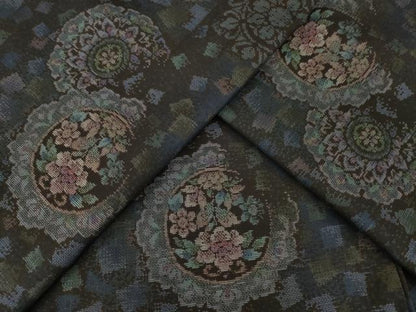 平和屋着物●都喜ヱ門　本場大島紬　カタス9マルキ　花絵皿文　黒地　藤絹織物謹製　正絹　逸品　AABH8832ck