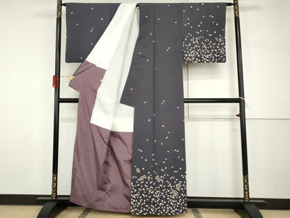 平和屋着物●訪問着　駒刺繍　舞桜文　正絹　逸品　AABH8841cs