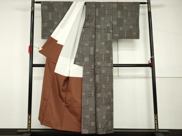 平和屋着物●本場大島紬　カタス9マルキ　吉祥色紙重ね文　正絹　逸品　未使用　AABH8865cs