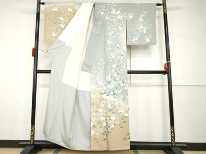 平和屋着物●訪問着　友禅　作家物　枝花文　暈し染め　正絹　逸品　AABH8871cs
