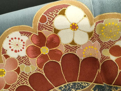平和屋着物●京友禅の第一人者　松井青々　黒留袖　駒刺繍　花松文　暈し染め　金銀彩　正絹　逸品　AABH8883cs