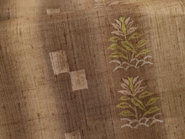 平和屋着物●紬　訪問着　ろうけつ染　花兎　伊勢丹扱い　正絹　逸品　AABH8901cs