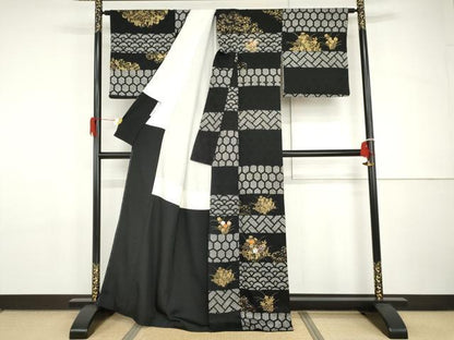 平和屋着物●訪問着　絞り　刺繍　吉祥草花文　黒地　金彩　ますいわ屋扱い　正絹　逸品　AABH8913cs