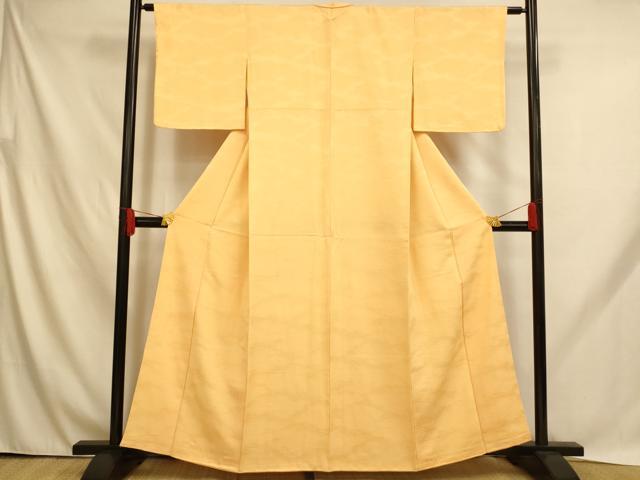 平和屋着物□上質な色無地 霞流水地紋 支子色 正絹 逸品