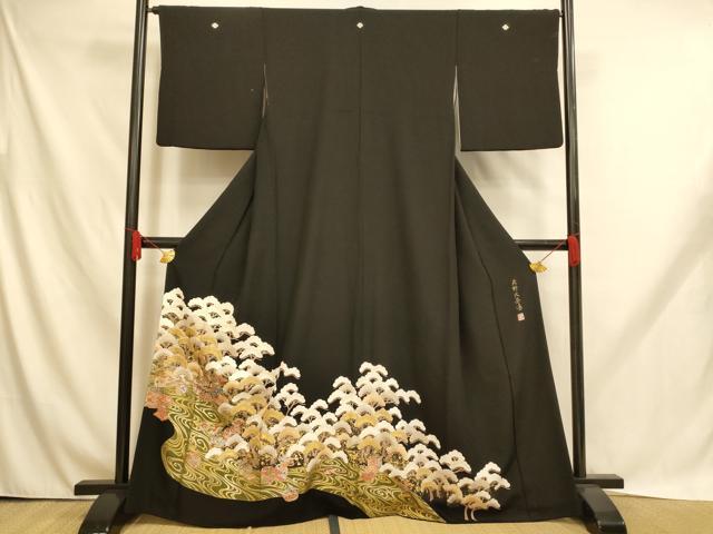 平和屋着物■豪華黒留袖　作家物　駒刺繍　北野大茶湯　松　金彩　正絹　逸品　AABH9029fw