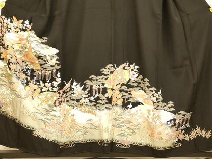 平和屋着物■豪華黒留袖　駒刺繍　飛鶴地紙太鼓文　暈し染め　金銀彩　正絹　逸品　AABH9104fw
