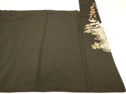平和屋着物■豪華黒留袖　駒刺繍　飛鶴地紙太鼓文　暈し染め　金銀彩　正絹　逸品　AABH9104fw
