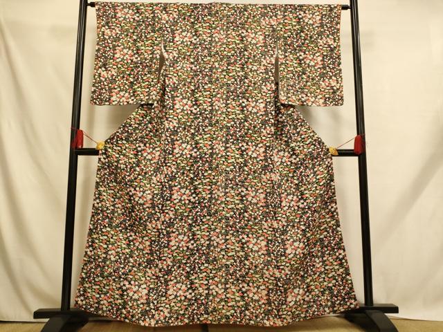 平和屋着物■上質な小紋 草花文 黒地 正絹 逸品 AABH9143fw