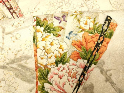 平和屋着物■上質な小紋　花蝶扇子文　梅　金彩　正絹　逸品　AABH9154fw