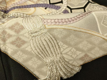平和屋着物■豪華黒留袖　駒刺繍　結び紐吉祥地紙文　金銀彩　銀糸　正絹　逸品　AABH9222fw