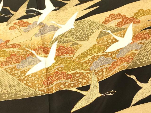 平和屋着物■豪華黒留袖 駒刺繍 飛鶴松文 金彩 正絹 逸品 AABH9294fw