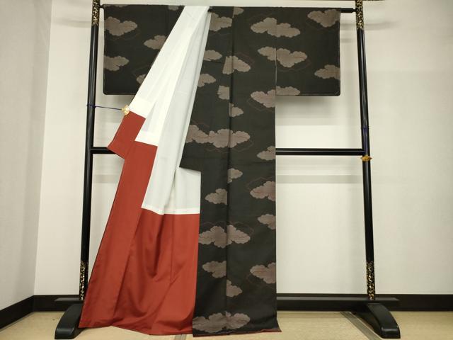 平和屋着物●東郷織物謹製　本場大島紬　160亀甲　地空　雲重ね文　正絹　逸品　AABH9525ck