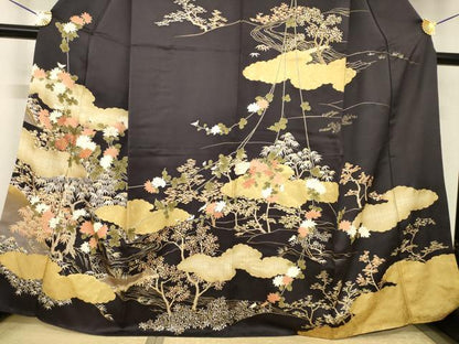 平和屋着物●訪問着　駒刺繍　雲重ね枝花文　金彩　正絹　逸品　AABH9544ck