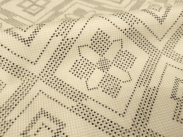 平和屋着物●本場大島紬　花菱文　一元7マルキ　正絹　逸品　AABH9561ck