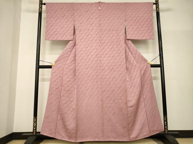 平和屋着物●上質な色無地　瓦地紋　退紅色　正絹　逸品　AABH9563ck