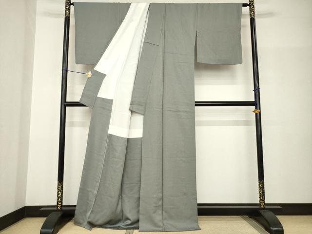 平和屋着物●上質な色無地　作家物　煤色　正絹　逸品　AABH9600ck