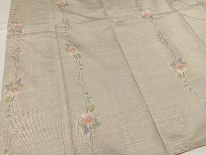 平和屋着物●本場大島紬　白大島　カタス7マルキ　草花間道　証紙付き　正絹　逸品　AABH9621ph