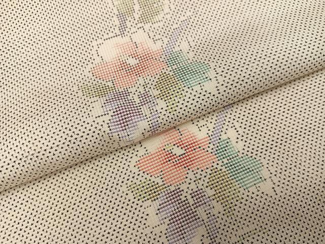 平和屋着物●本場大島紬　白大島　カタス7マルキ　草花間道　証紙付き　正絹　逸品　AABH9621ph