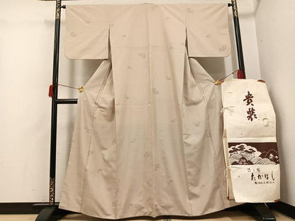 平和屋着物●結城紬　100亀甲　飛び亀甲柄　色紙重ね文　染と織 たかはし　たとう紙付き　正絹　逸品　AABH9659ph