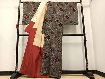 平和屋着物●本場大島紬　龍郷絣　正絹　逸品　AABH9661ph